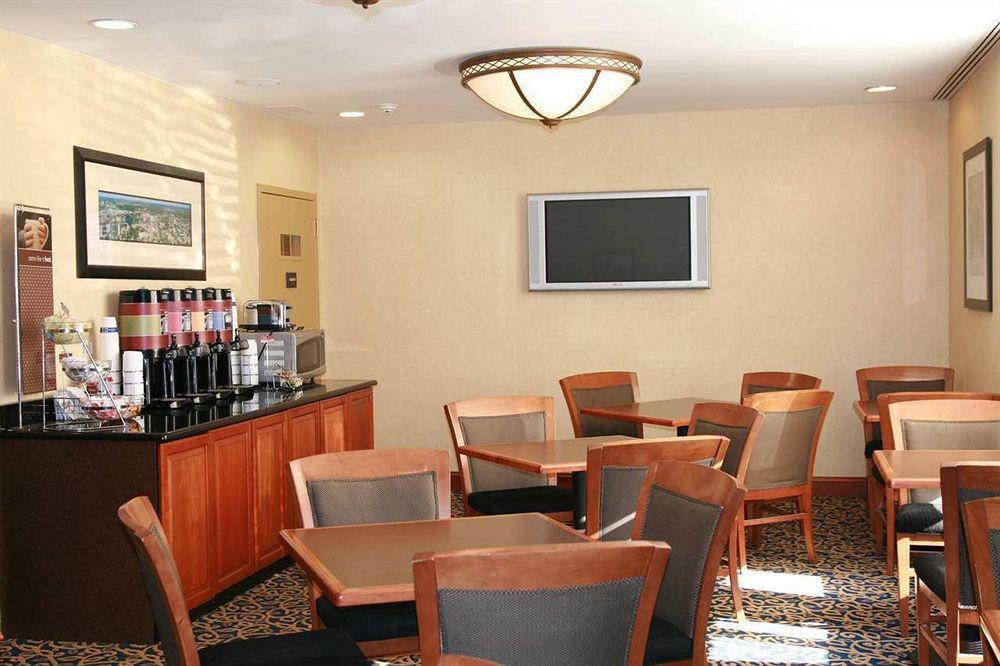 Holiday Inn Express Boston North-Woburn By Ihg Eksteriør billede