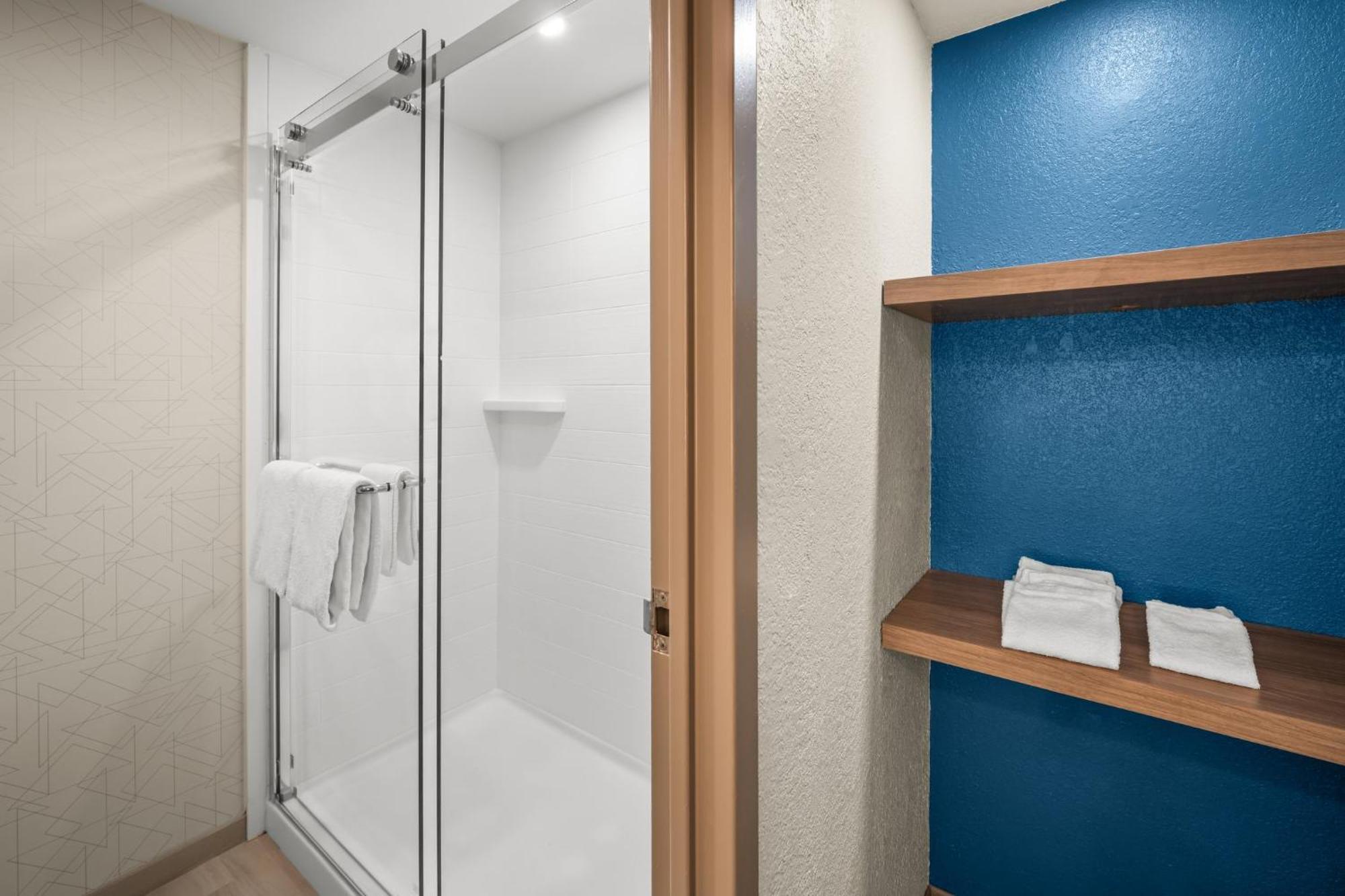 Holiday Inn Express Boston North-Woburn By Ihg Eksteriør billede